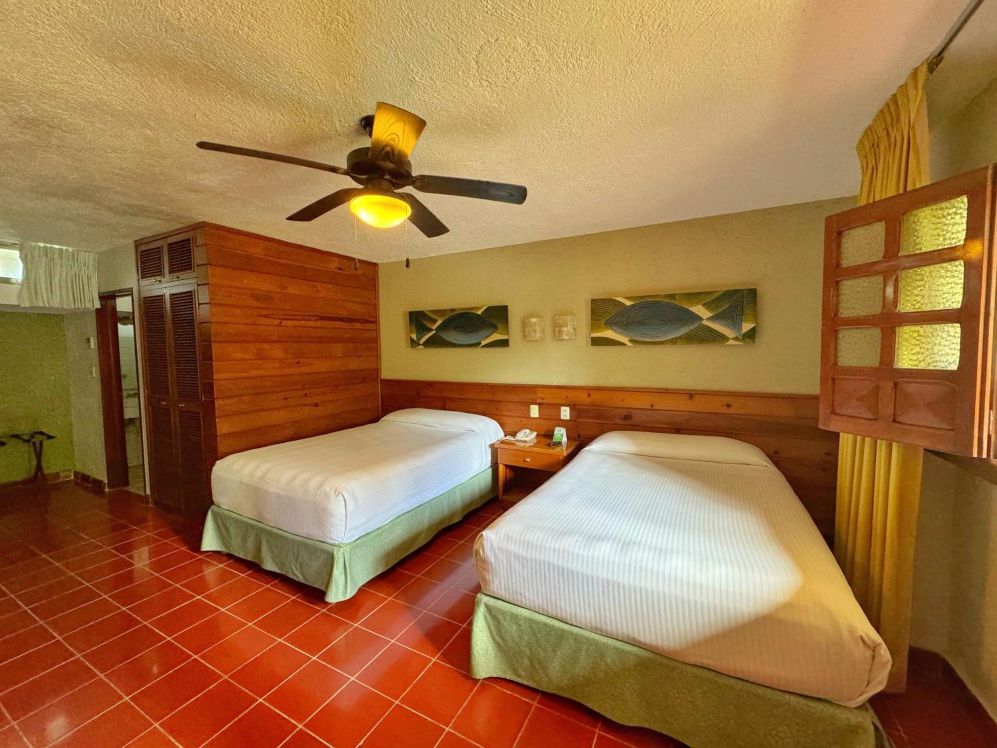 Suites Colonial Cozumel Exterior foto